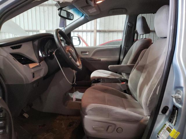 Photo 6 VIN: 5TDKK3DC1FS605188 - TOYOTA SIENNA LE 