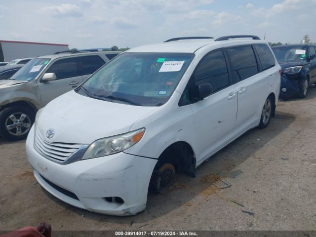 Photo 5 VIN: 5TDKK3DC1FS606258 - TOYOTA SIENNA 