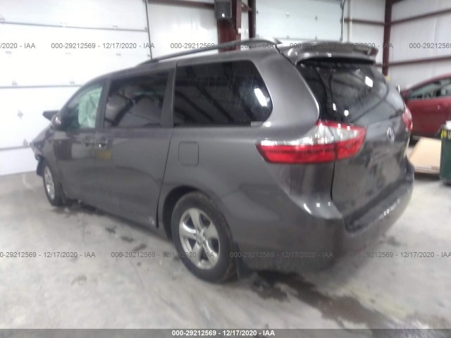 Photo 2 VIN: 5TDKK3DC1FS623979 - TOYOTA SIENNA 