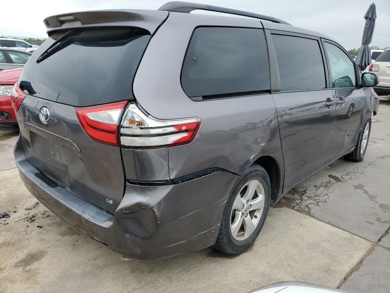 Photo 2 VIN: 5TDKK3DC1FS642113 - TOYOTA SIENNA 