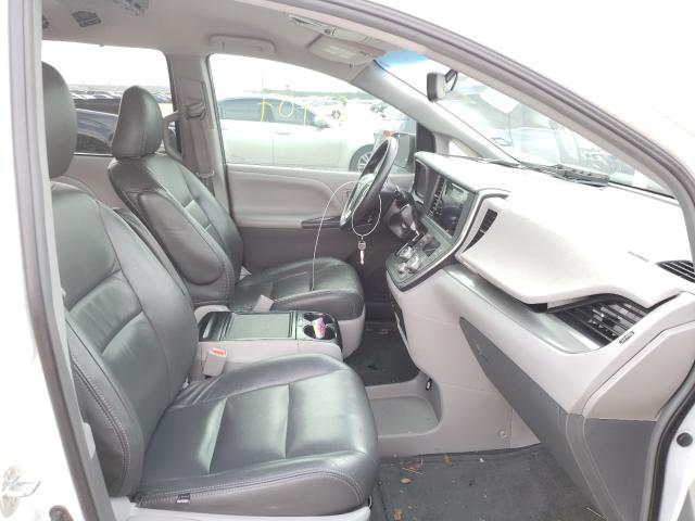 Photo 4 VIN: 5TDKK3DC1FS657792 - TOYOTA SIENNA LE 