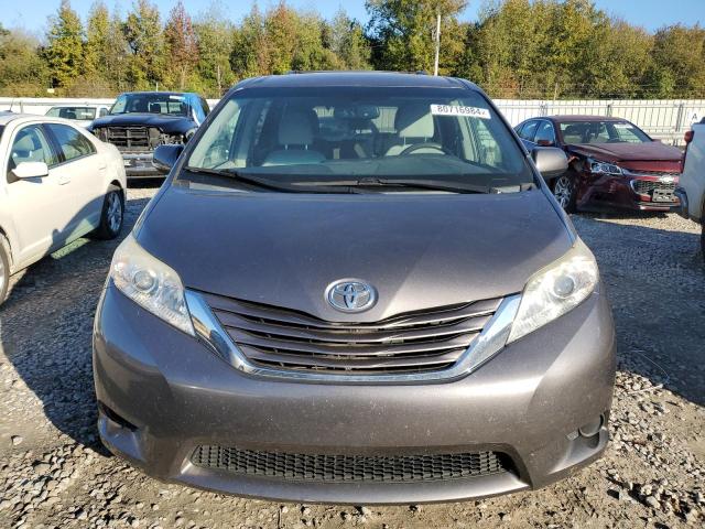 Photo 4 VIN: 5TDKK3DC1GS708578 - TOYOTA SIENNA LE 