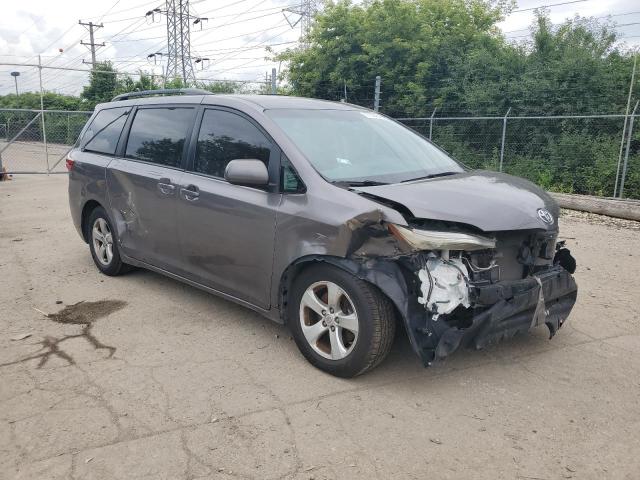 Photo 3 VIN: 5TDKK3DC1GS712940 - TOYOTA SIENNA LE 