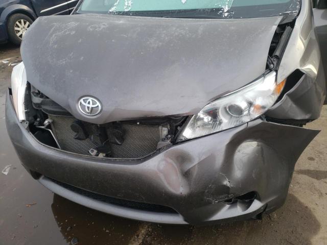 Photo 6 VIN: 5TDKK3DC1GS718429 - TOYOTA SIENNA LE 