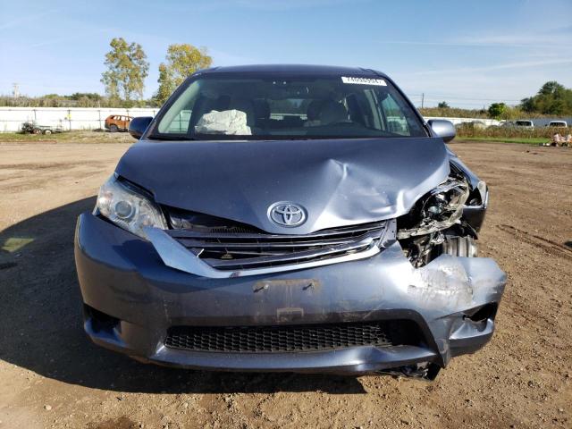 Photo 4 VIN: 5TDKK3DC1GS721539 - TOYOTA SIENNA LE 