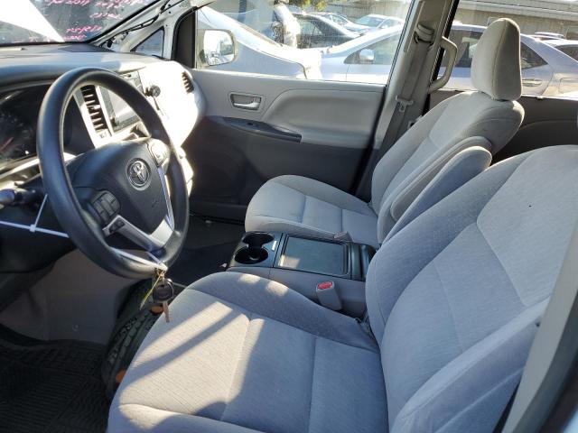 Photo 6 VIN: 5TDKK3DC1GS722920 - TOYOTA SIENNA LE 