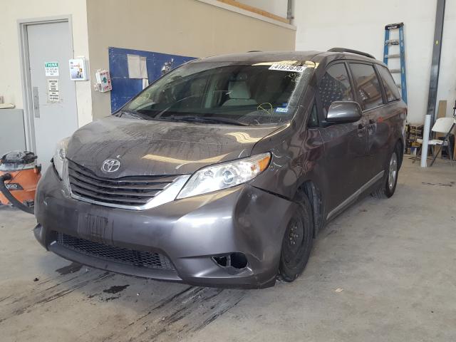 Photo 1 VIN: 5TDKK3DC1GS730970 - TOYOTA SIENNA LE 