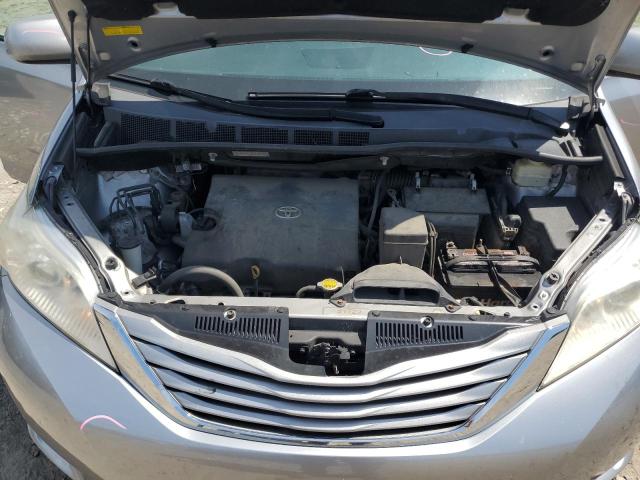 Photo 11 VIN: 5TDKK3DC1GS738700 - TOYOTA SIENNA LE 