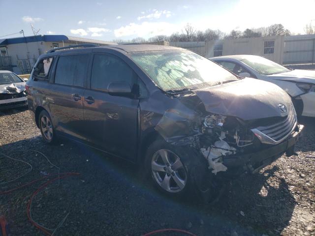 Photo 3 VIN: 5TDKK3DC1GS742567 - TOYOTA SIENNA LE 