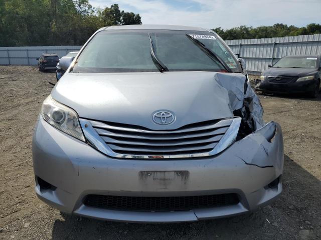 Photo 4 VIN: 5TDKK3DC1GS750782 - TOYOTA SIENNA LE 