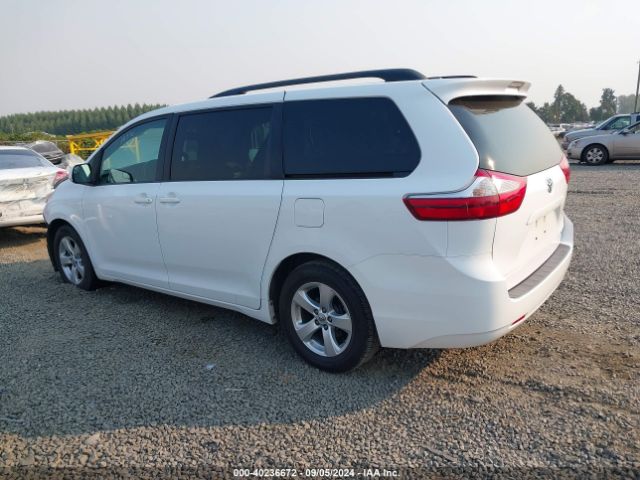 Photo 2 VIN: 5TDKK3DC1GS766013 - TOYOTA SIENNA 