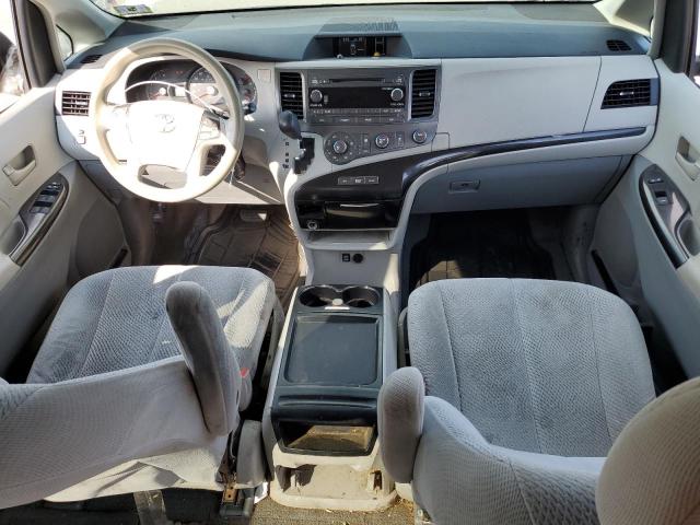 Photo 7 VIN: 5TDKK3DC2BS014328 - TOYOTA SIENNA LE 