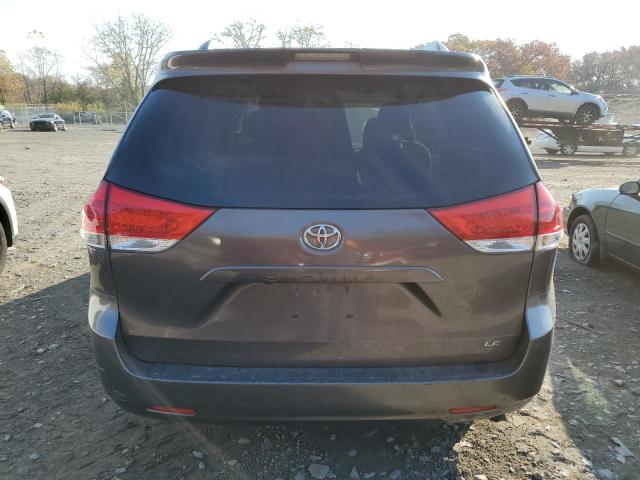 Photo 5 VIN: 5TDKK3DC2BS021683 - TOYOTA SIENNA LE 