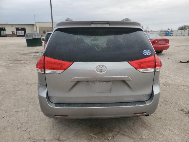 Photo 5 VIN: 5TDKK3DC2BS024583 - TOYOTA SIENNA LE 