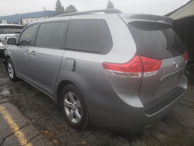 Photo 1 VIN: 5TDKK3DC2BS027578 - TOYOTA SIENNA LE 