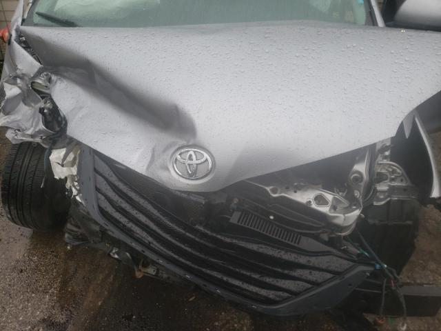 Photo 11 VIN: 5TDKK3DC2BS027578 - TOYOTA SIENNA LE 