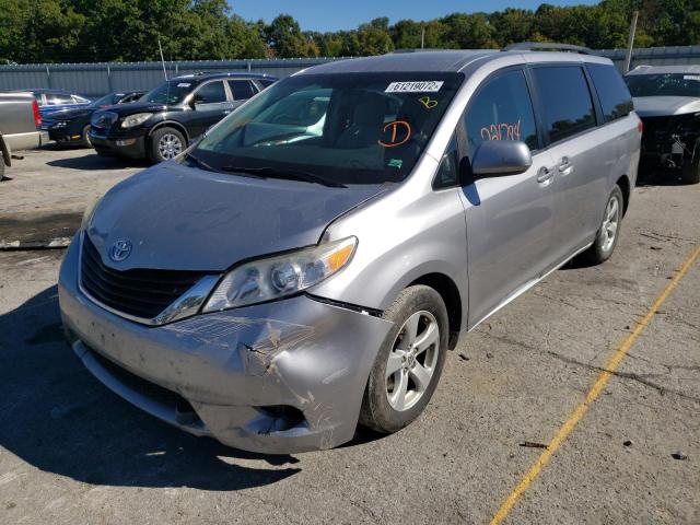 Photo 1 VIN: 5TDKK3DC2BS035955 - TOYOTA SIENNA LE 