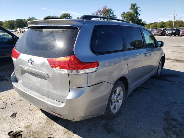 Photo 3 VIN: 5TDKK3DC2BS035955 - TOYOTA SIENNA LE 