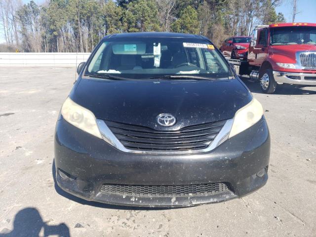 Photo 4 VIN: 5TDKK3DC2BS040346 - TOYOTA SIENNA LE 