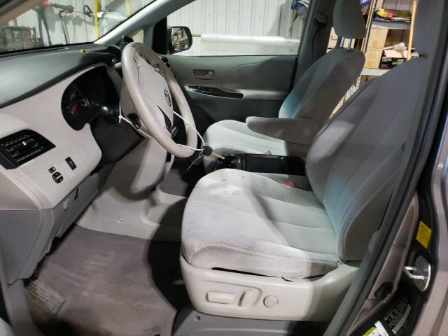 Photo 6 VIN: 5TDKK3DC2BS076344 - TOYOTA SIENNA LE 