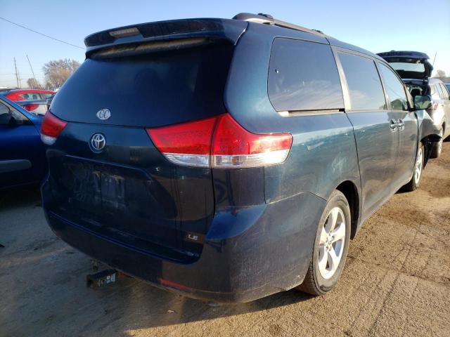 Photo 3 VIN: 5TDKK3DC2BS082063 - TOYOTA SIENNA LE 