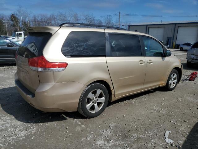 Photo 2 VIN: 5TDKK3DC2BS083794 - TOYOTA SIENNA LE 