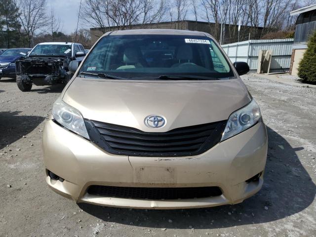 Photo 4 VIN: 5TDKK3DC2BS083794 - TOYOTA SIENNA LE 