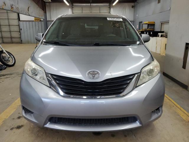 Photo 4 VIN: 5TDKK3DC2BS087845 - TOYOTA SIENNA LE 