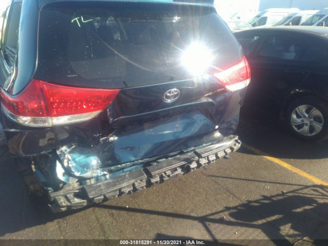 Photo 5 VIN: 5TDKK3DC2BS097968 - TOYOTA SIENNA 