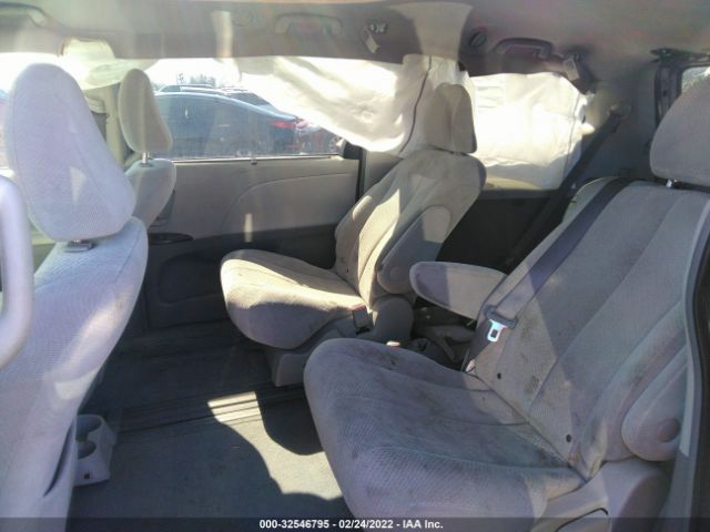 Photo 7 VIN: 5TDKK3DC2BS144870 - TOYOTA SIENNA 