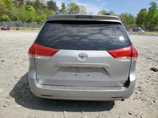 Photo 5 VIN: 5TDKK3DC2BS164276 - TOYOTA SIENNA LE 