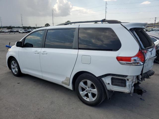 Photo 1 VIN: 5TDKK3DC2BS170210 - TOYOTA SIENNA LE 