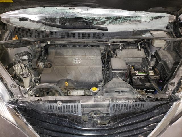 Photo 6 VIN: 5TDKK3DC2BS170515 - TOYOTA SIENNA LE 