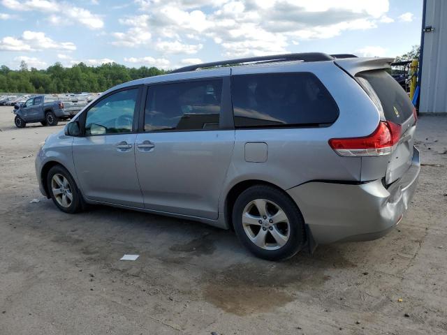 Photo 1 VIN: 5TDKK3DC2CS181368 - TOYOTA SIENNA LE 