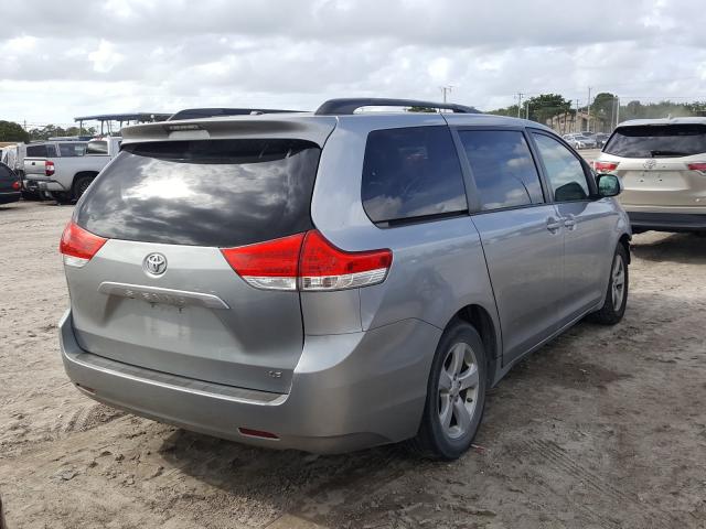 Photo 3 VIN: 5TDKK3DC2CS183444 - TOYOTA SIENNA LE 