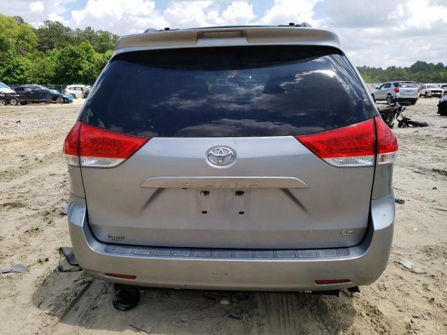 Photo 5 VIN: 5TDKK3DC2CS186585 - TOYOTA SIENNA LE 