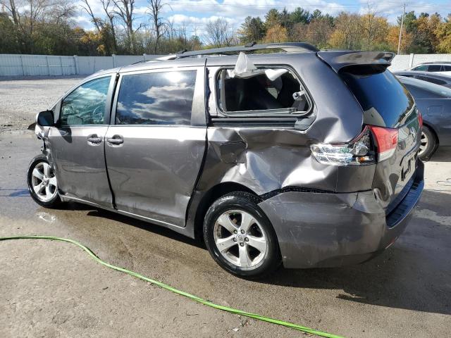 Photo 1 VIN: 5TDKK3DC2CS200971 - TOYOTA SIENNA LE 