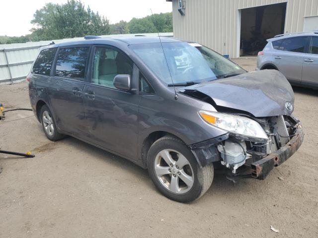 Photo 3 VIN: 5TDKK3DC2CS236711 - TOYOTA SIENNA LE 