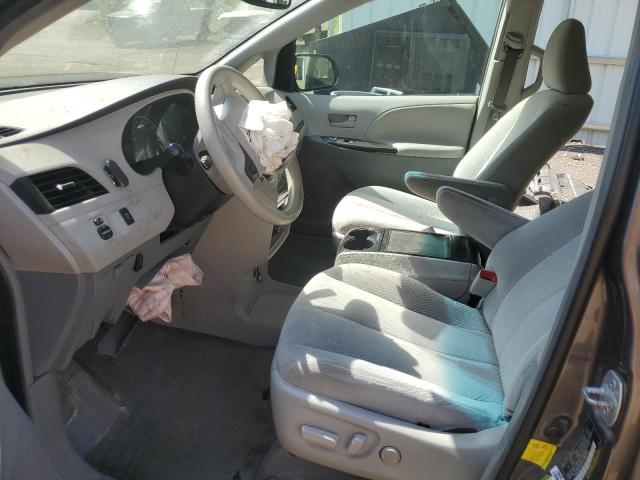 Photo 6 VIN: 5TDKK3DC2CS236711 - TOYOTA SIENNA LE 