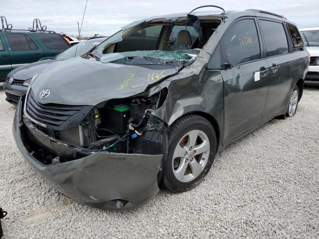 Photo 1 VIN: 5TDKK3DC2CS241259 - TOYOTA SIENNA LE 