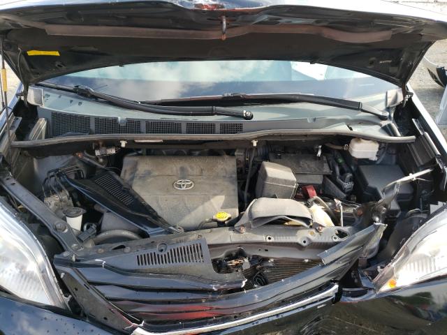 Photo 6 VIN: 5TDKK3DC2CS262628 - TOYOTA SIENNA LE 