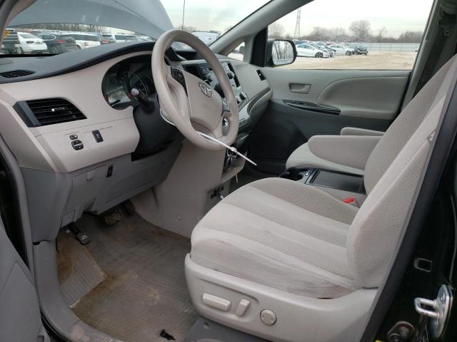 Photo 6 VIN: 5TDKK3DC2CS267750 - TOYOTA SIENNA LE 