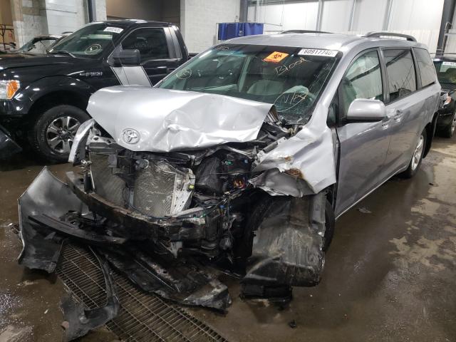 Photo 1 VIN: 5TDKK3DC2CS274228 - TOYOTA SIENNA LE 