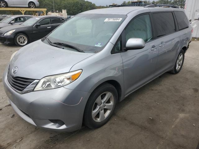 Photo 0 VIN: 5TDKK3DC2DS299308 - TOYOTA SIENNA LE 