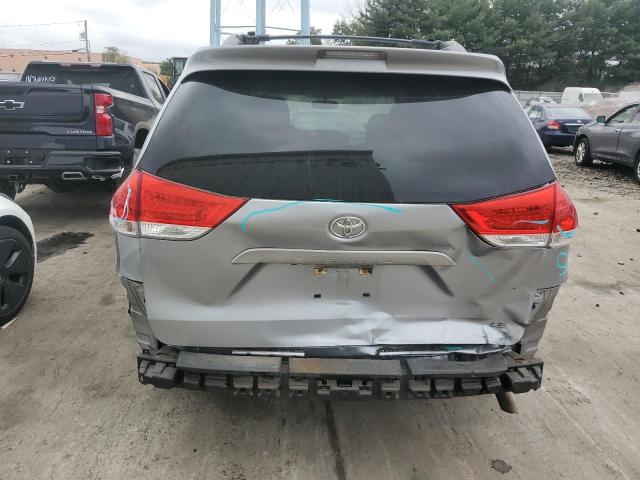 Photo 5 VIN: 5TDKK3DC2DS299308 - TOYOTA SIENNA LE 