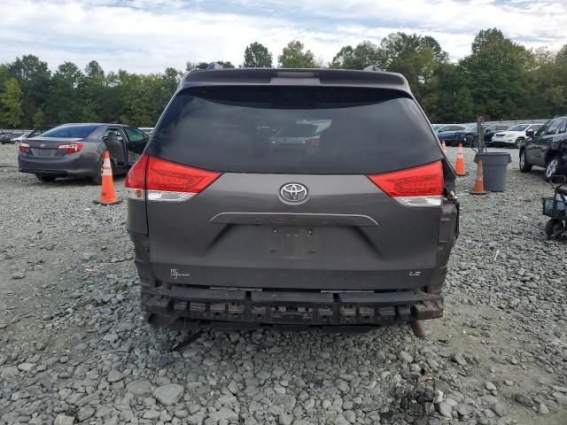 Photo 5 VIN: 5TDKK3DC2DS302675 - TOYOTA SIENNA LE 