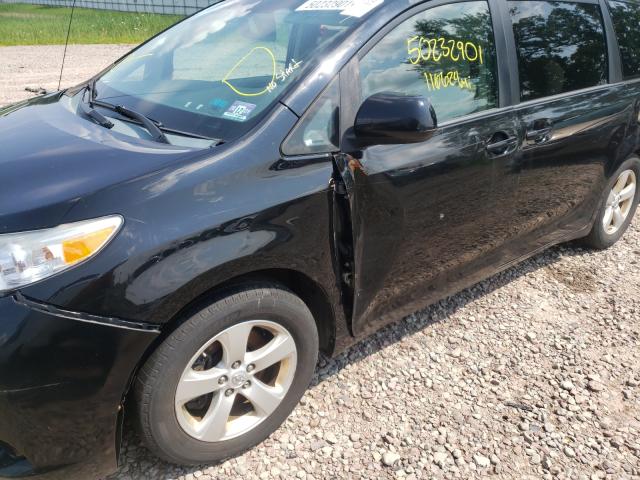 Photo 8 VIN: 5TDKK3DC2DS305057 - TOYOTA SIENNA LE 