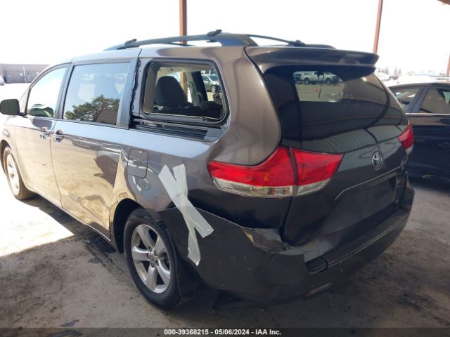 Photo 5 VIN: 5TDKK3DC2DS321615 - TOYOTA SIENNA 