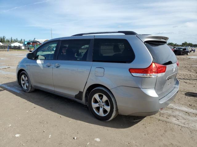 Photo 1 VIN: 5TDKK3DC2DS334901 - TOYOTA SIENNA LE 