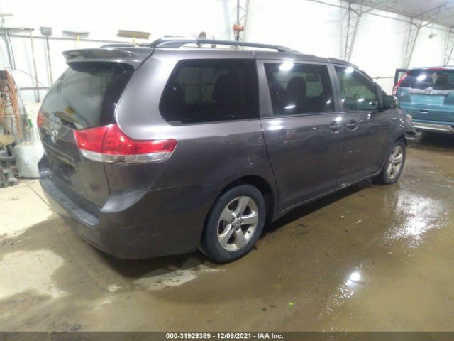 Photo 3 VIN: 5TDKK3DC2DS339614 - TOYOTA SIENNA 